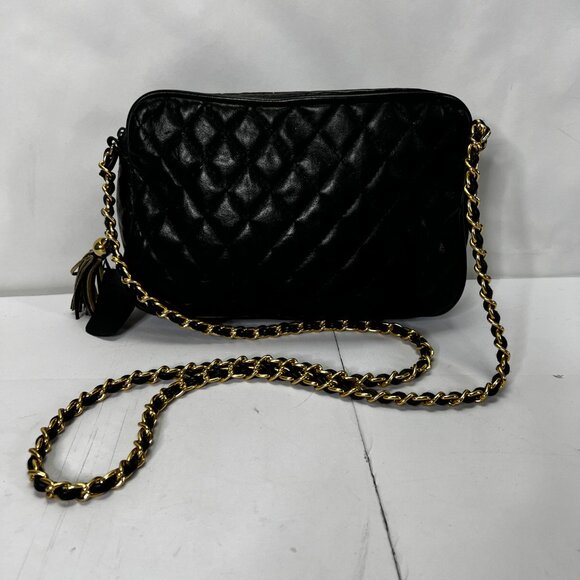 Vintage Handbags - Vintage 80s Calf Leather Chanel Style Chain Crossbody Quilted Camera Bag